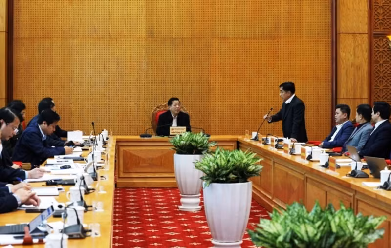 Cuộc họp của Tỉnh ủy Cao Bằng với các doanh nghiệp.