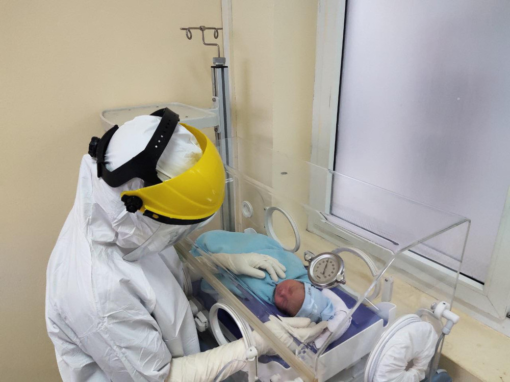 Chăm sóc các bệnh nhi luôn nhiều khó khăn, thách thức hơn. Hạnh phúc nhất trong ngày 27-2 là nhìn các bệnh nhi khỏi Covid-19 -0
