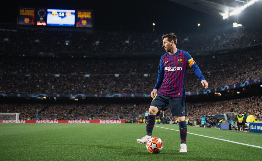 Messi là một tượng đài ở Barcelona. Messi chính thức ở lại Barca -0