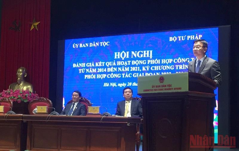 Bộ trưởng Tư pháp Lê Thành Long phát biểu tại Hội nghị. (Ảnh: V.T) Ủy ban Dân tộc và Bộ Tư pháp ký kết Chương trình phối hợp công tác giai đoạn 2022-2026 -0
