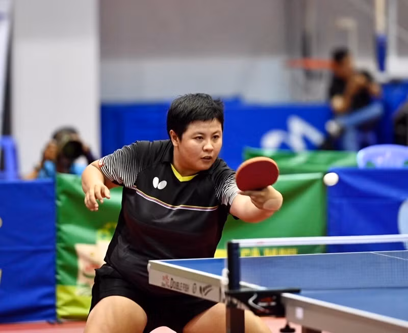 Trận chung kết đơn nữ và đơn nam hấp dẫn, kịch tính -0