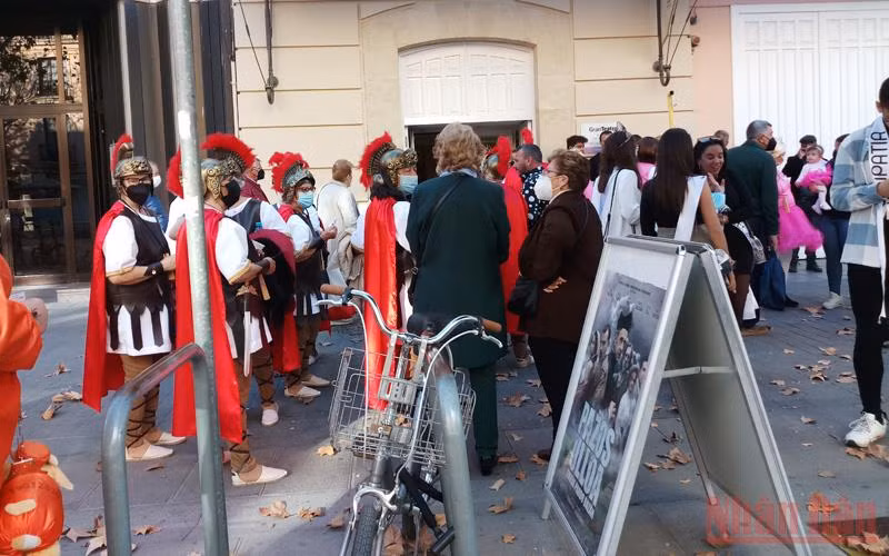 Tây Ban Nha: Sự trở lại của ngành du lịch -0