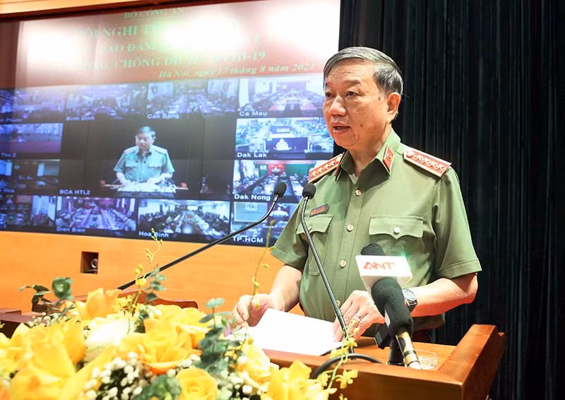 Đại tướng Tô Lâm phát động phong trào thi đua trong Công an nhân dân.