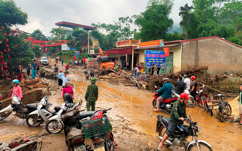 Lũ ống tràn qua thôn 1, xã Minh Lương (Văn Bàn, Lào Cai) gây thiệt hại nặng về người và tài sản.