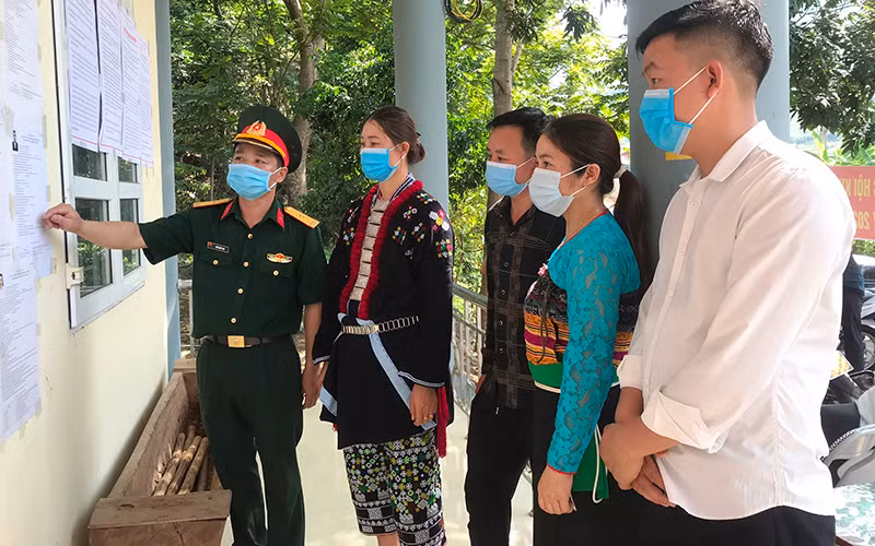 Cử tri cả nước nô nức đi bầu cử, thực hiện quyền công dân thiêng liêng -0