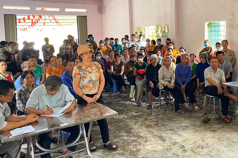 Làm việc với 4 nhà máy để xác minh nguyên nhân gây chết héo hàng chục ha hoa màu của người dân ở Lào Cai -0