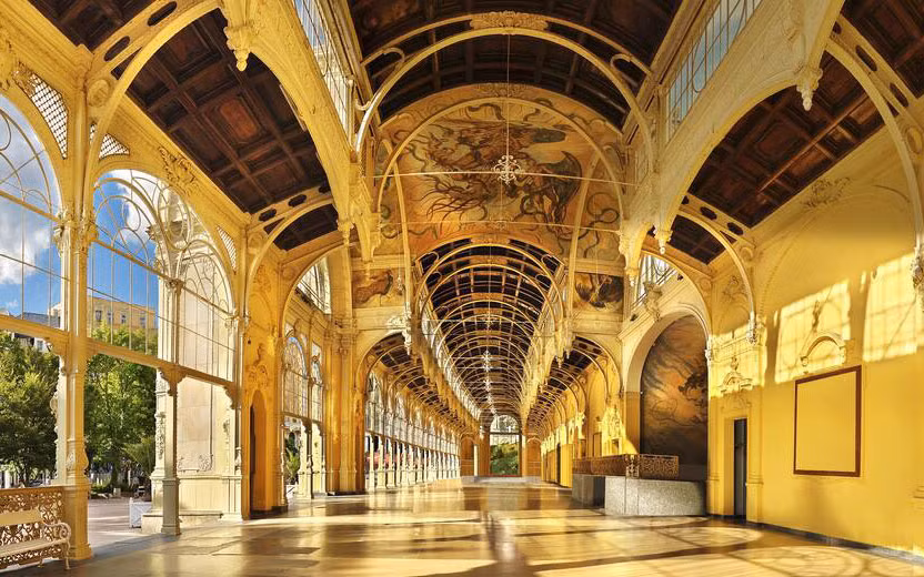 Một địa điểm spa cổ ở CH Czech.