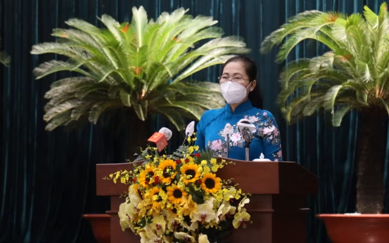 Chủ tịch HĐND TP Hồ Chí Minh Nguyễn Thị Lệ phát biểu khai mạc kỳ họp thứ 3.