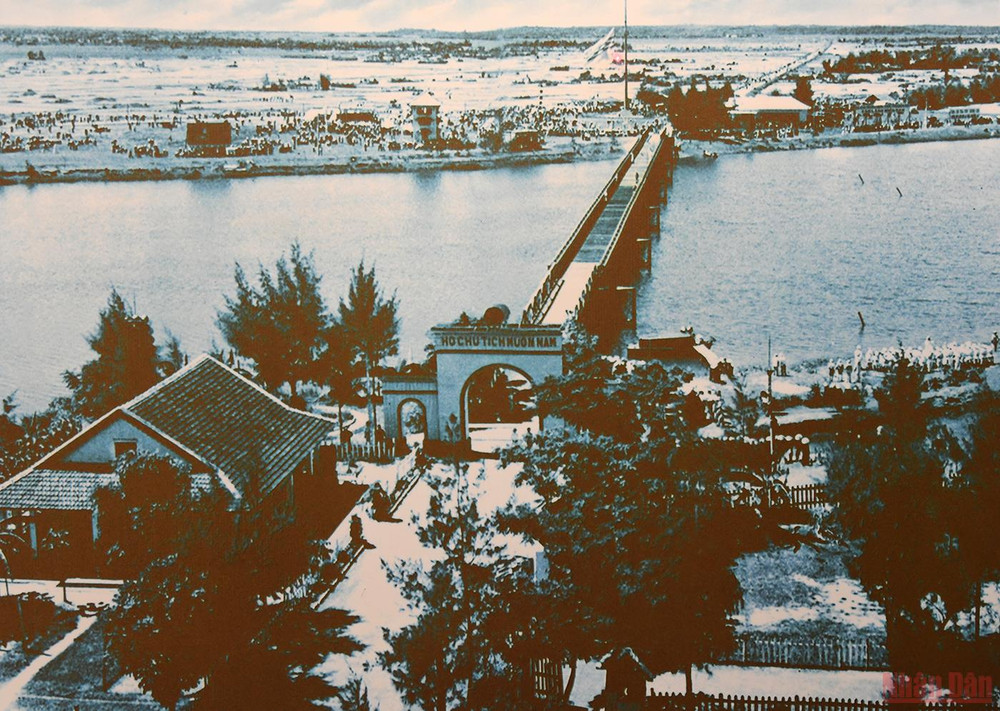 Toàn cảnh đôi bờ Hiền Lương - Bến Hải năm 1964. (Ảnh:Tư liệu Bảo tàng đôi bờ Hiền Lương-Bến Hải) 50 Giải phóng Quảng Trị: Nghe Hiền Lương kể chuyện -0