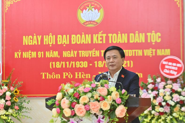 Đồng chí Nguyễn Xuân Thắng phát biểu tại Ngày hội Đại đoàn kết toàn dân tộc tại thôn Pò Hèn, xã Hải Sơn, thành phố Móng Cái. Pò Hèn cần làm tốt hơn nữa công tác phòng, chống dịch Covid-19 -0