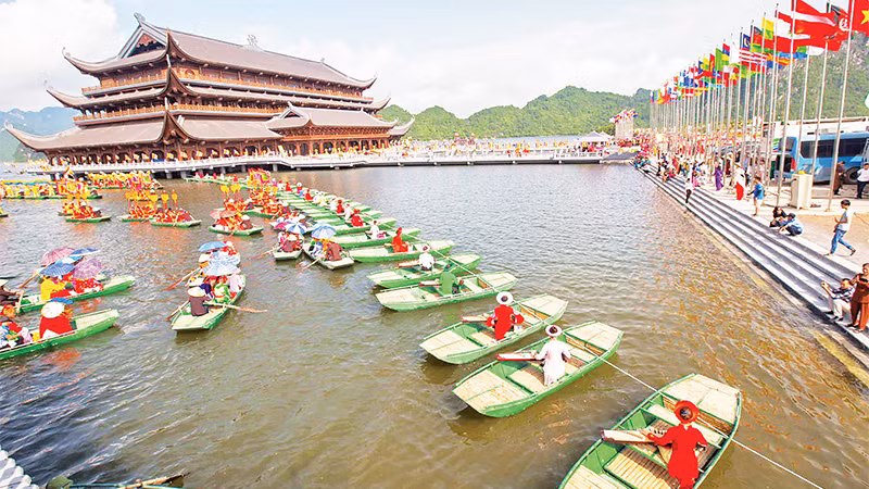 Tam Chúc - điểm đến hấp dẫn và thân thiện -0