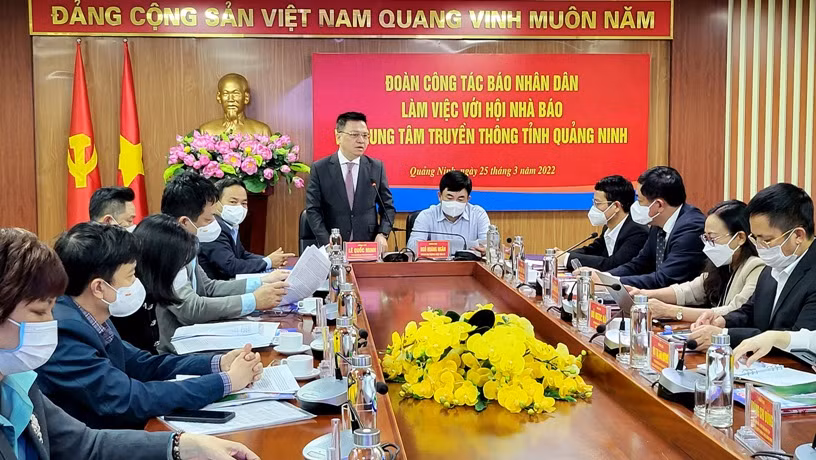 Tăng cường hợp tác truyên truyền giữa Báo Nhân Dân và tỉnh Quảng Ninh -0