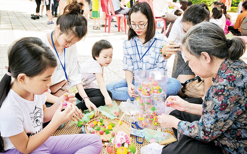 Người giữ lửa Trung thu -1