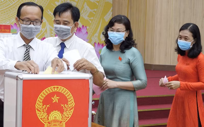 Kiên Giang bầu các chức danh chủ chốt cho chính quyền nhiệm kỳ mới -0