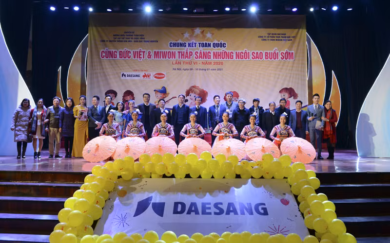 Cuộc thi Chung kết Toàn quốc “Cùng Đức Việt & Miwon thắp sáng những Ngôi sao buổi sớm” lần thứ VI-2020