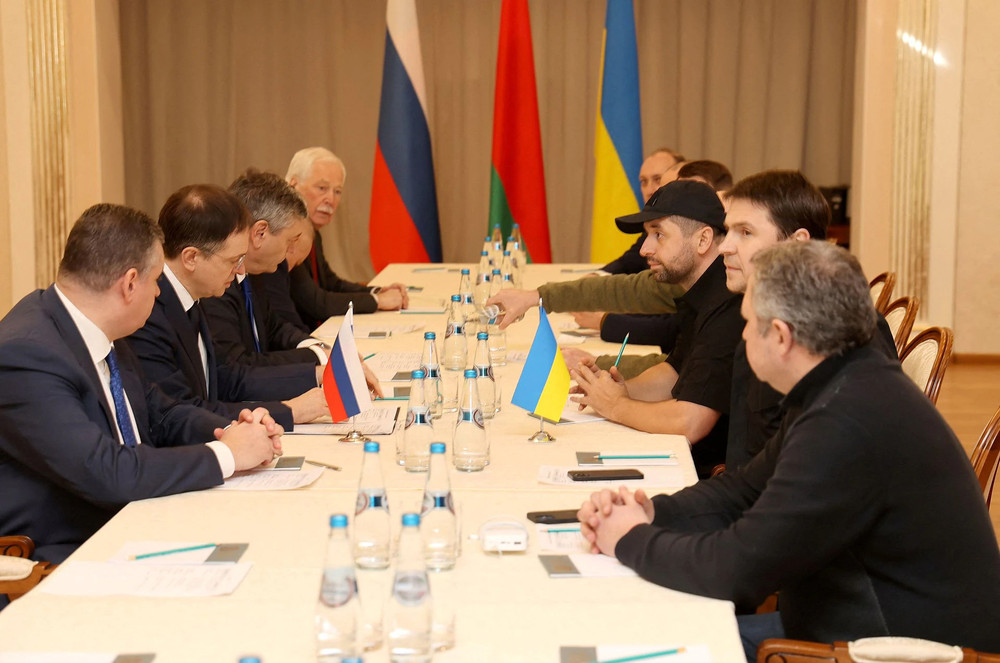 Cuộc đàm phán về tình hình căng thẳng tại Ukraine giữa Nga và Ukraine diễn ra trong gần 5 giờ, tại vùng Gomel, gần biên giới Belarus-Ukraine. (Ảnh: Reuters) Ukraine trong một tuần xảy ra chiến sự -0
