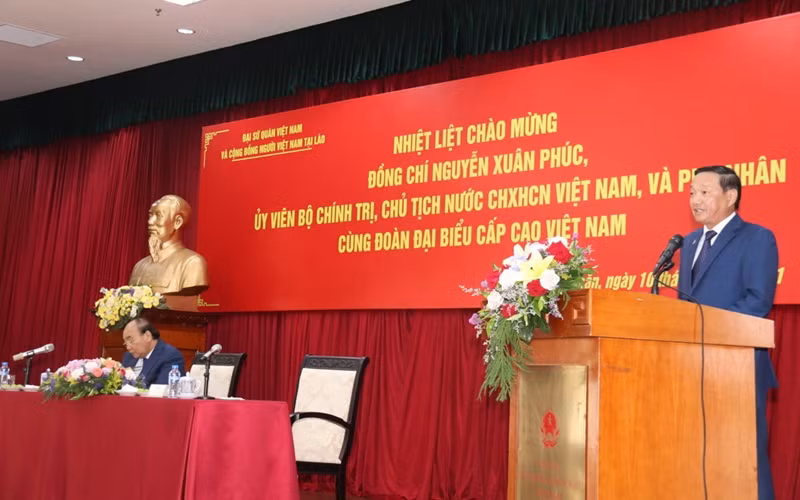 Đại sứ Việt Nam tại Lào Nguyễn Bá Hùng khẳng định cộng đồng Việt Nam tại Lào luôn một lòng hướng về đất nước.