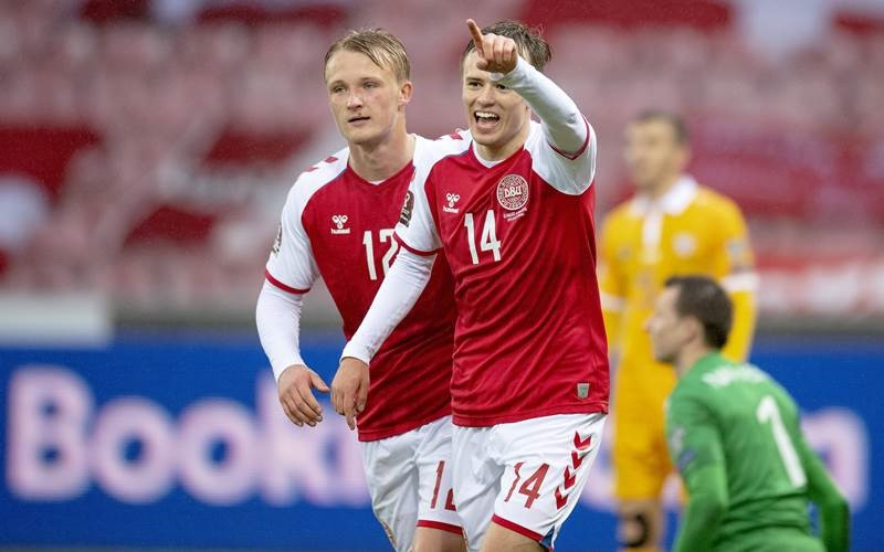Mikkel Damsgaard ăn mừng bàn thắng trong thắng lợi kỷ lục 8-0 của Đan Mạch trước Moldova. (Ảnh: IMAGO) Vòng loại World Cup 2022: Ưu thế dẫn đầu -0