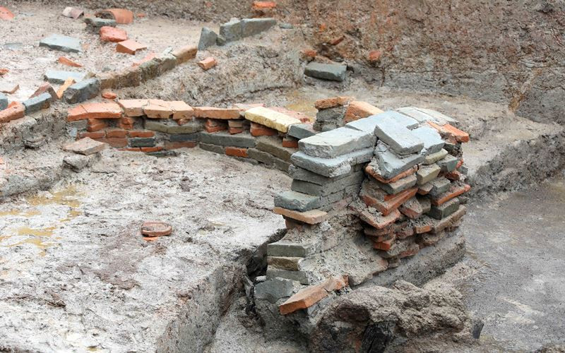 Dấu tích các lớp kiến trúc xếp chồng lên nhau. Thêm những điều thú vị về kinh đô Hoa Lư -0