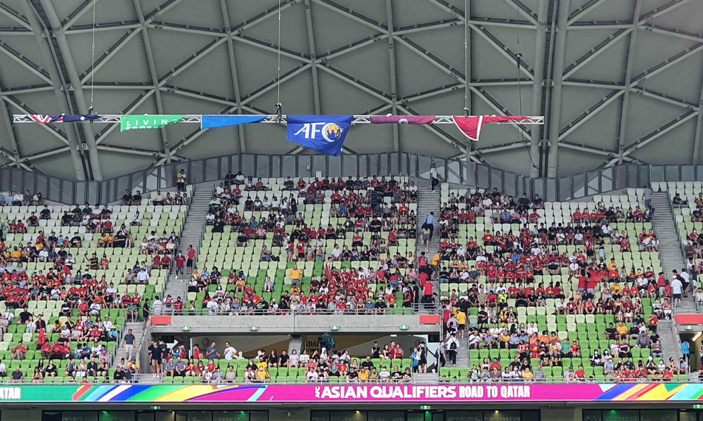 Người hâm mộ đến sân AAMI Park tiếp lửa đội tuyển Việt Nam. (Ảnh: VFF) Việt Nam - Australia: Hùng Dũng, Đình Trọng trở lại với đội hình lạ -0