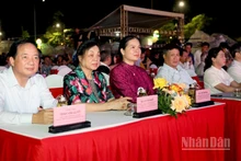 Thượng tướng Trịnh Văn Quyết, Bí thư Trung ương Đảng, Chủ nhiệm Tổng cục Chính trị Quân đội nhân dân Việt Nam dự chương trình.
