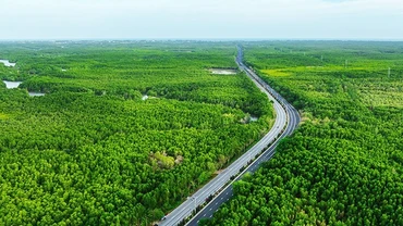 Đường Rừng Sác trở thành động lực tăng trưởng cho huyện Cần Giờ.