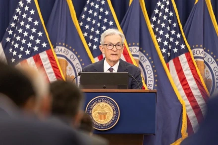 Chủ tịch Cục Dự trữ Liên bang Mỹ Jerome Powell dự họp báo tại Washington D.C. vào ngày 18/6. (Ảnh: Tân Hoa xã)