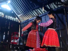 Trang phục không chỉ là váy áo – đó là cả một di sản văn hóa được thiếu nữ H’Mông nâng niu gìn giữ