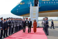 Chủ tịch nước Lương Cường đến Hàn Quốc, bắt đầu chương trình tham dự Tuần lễ Cấp cao APEC 2025. (Ảnh: XUÂN KỲ)