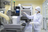 Công ty Cổ phần Traphaco ứng dụng hệ thống quản lý môi trường theo tiêu chuẩn ISO 14001, góp phần kiểm soát và giảm thiểu các tác động tiêu cực đến môi trường từ hoạt động sản xuất. (Ảnh MỸ HÀ)