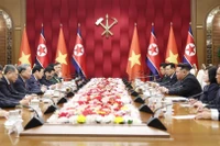 Tổng Bí thư Tô Lâm hội đàm với Tổng Bí thư, Chủ tịch Quốc vụ Triều Tiên Kim Jong Un. (Ảnh: THỐNG NHẤT/TTXVN)