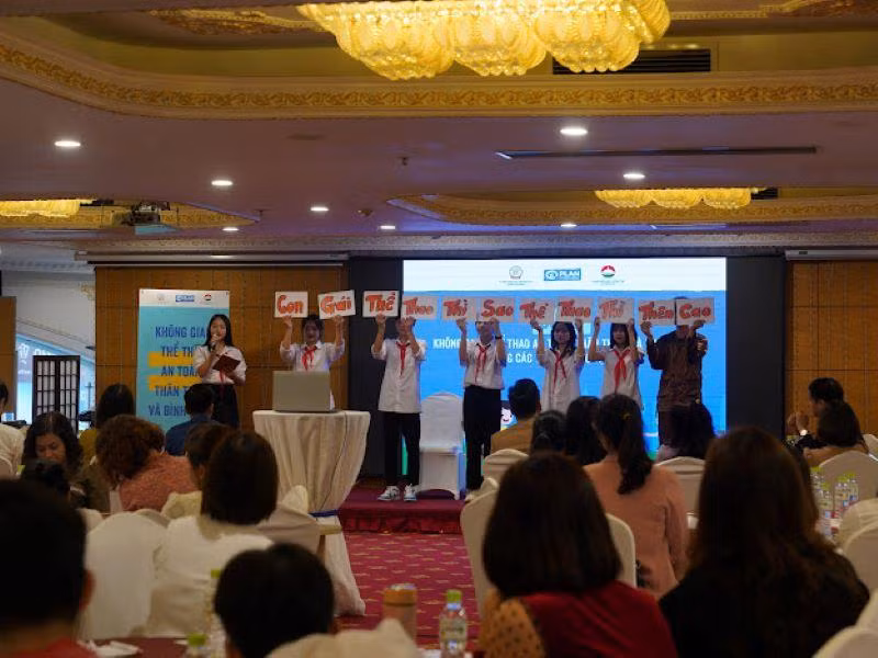 Hội thảo tổng kết dự án “Không gian thể thao an toàn, thân thiện và bình đẳng trong các trường học tại Hà Nội”.