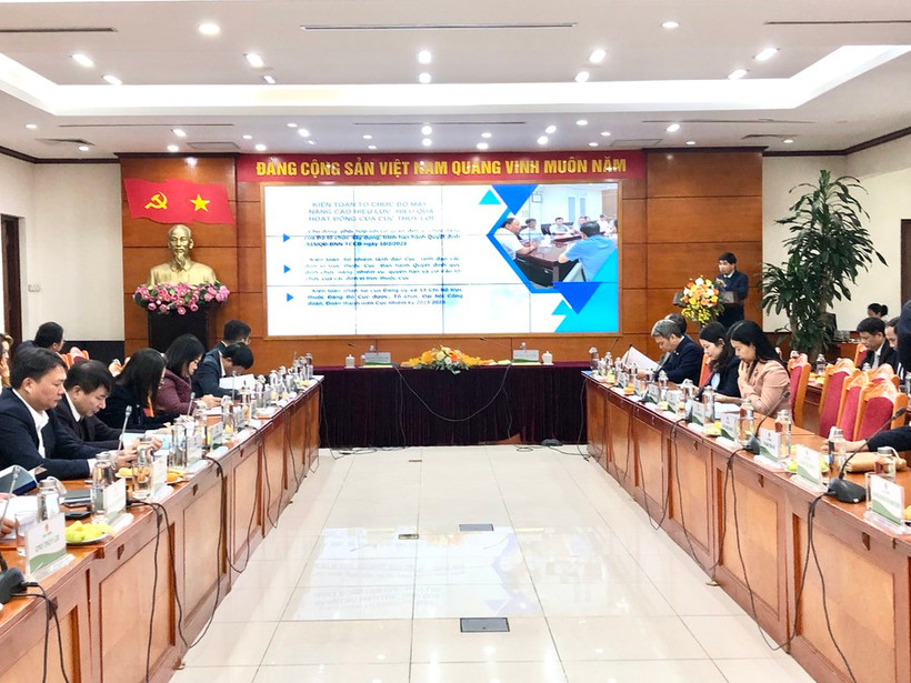 Các đại biểu dự hội nghị.