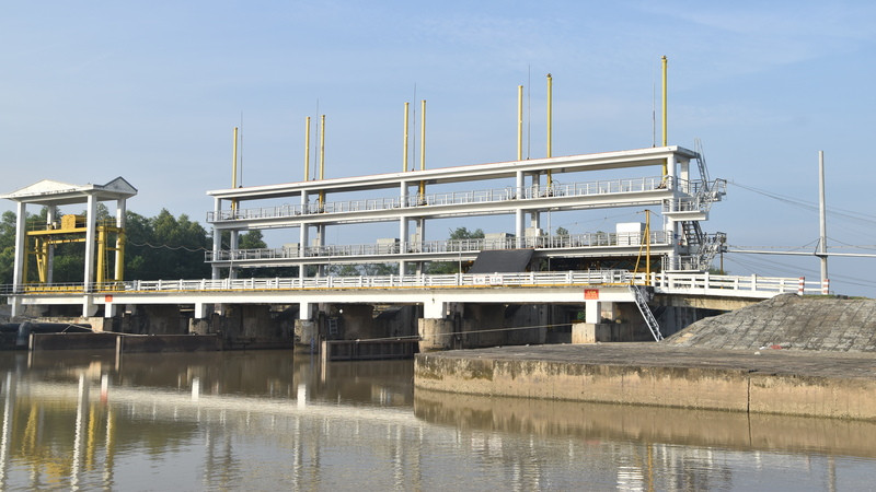 Cống Xuân Hòa, huyện Chợ Gạo (Tiền Giang) điều phối cung cấp nguồn nước ngọt cho dự án ngọt hóa Gò Công. Ảnh minh họa
