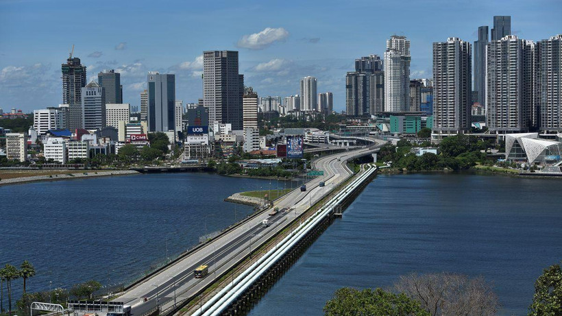 Làn đi lại cho người đã tiêm vaccine giữa Singapore và Malaysia, ngày 29/11/2021. (Ảnh: Reuters)