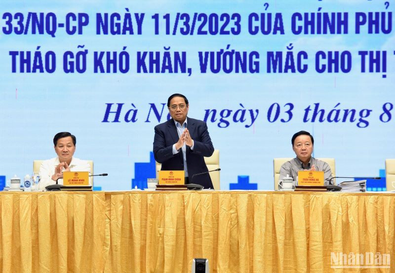 Thủ tướng Phạm Minh Chính chủ trì hội nghị. 