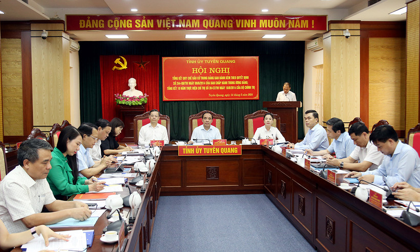 Đại biểu tham dự hội nghị.