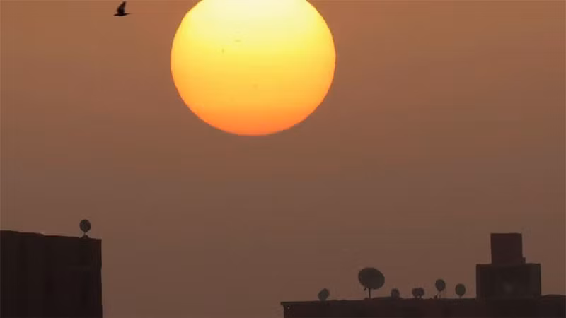 Cảnh bình minh tại Cairo, Ai Cập, ngày 18/4/2023. (Ảnh: Reuters)