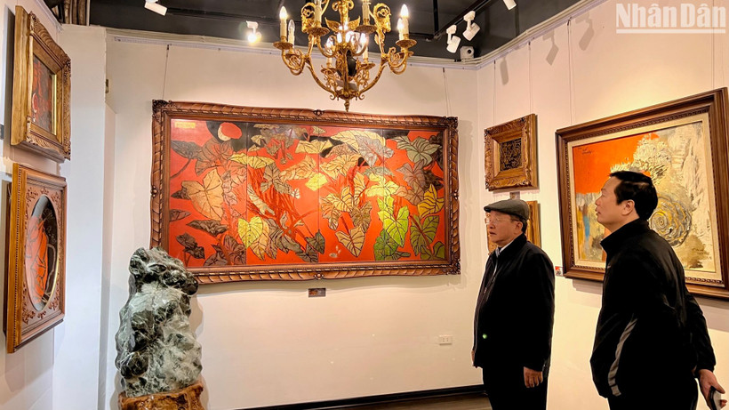Nhiều tác phẩm của cố họa sĩ Nguyễn Ngọc Thọ lần đầu ra mắt công chúng.