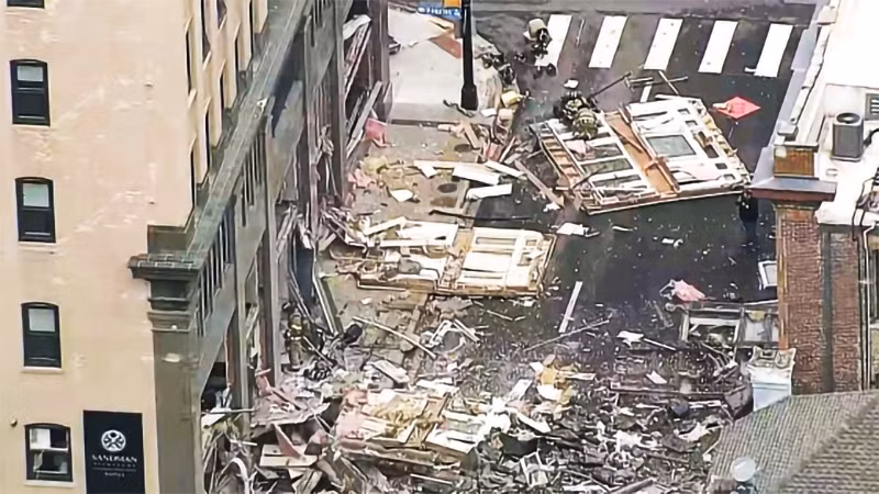 Hiện trường vụ nổ tại khách sạn tại thành phố Fort Worth, bang Texas. (Ảnh: NBCDFW)