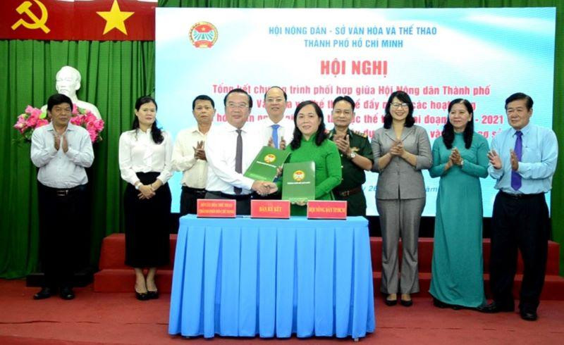 Ký kết chương trình phối hợp xây dựng đời sống văn hóa ở cơ sở gắn với xây dựng nông thôn mới, đô thị văn minh giai đoạn 2022-2025.