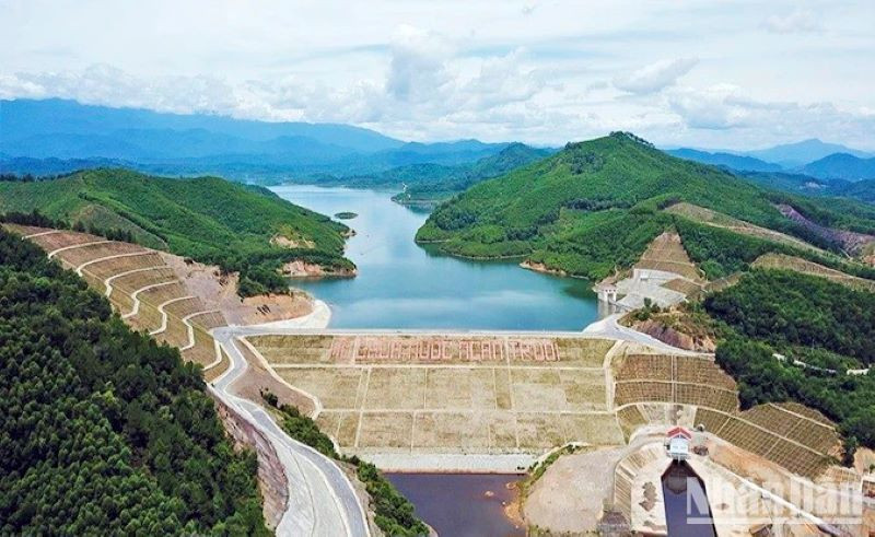 Công trình đầu mối hồ chứa nước Ngàn Trươi.