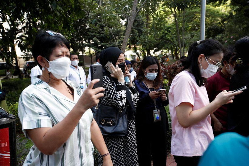 Theo BMKG, trận động đất có độ lớn 5,6. (Ảnh: Reuters)