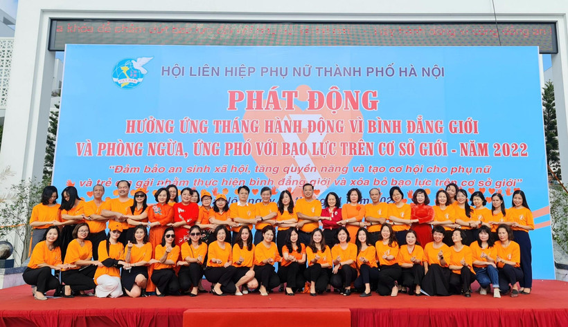 Các đại biểu hưởng ứng Tháng hành động vì bình đẳng giới và phòng ngừa, ứng phó với bạo lực trên cơ sở giới năm 2022.