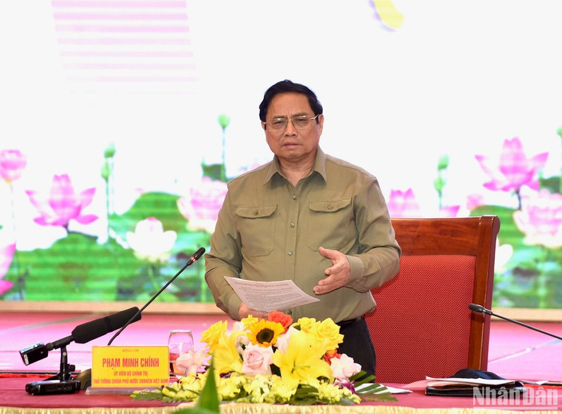 Thủ tướng Phạm Minh Chính chủ trì cuộc họp.