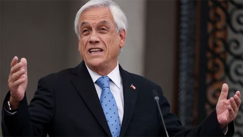 Ông Sebastian Pinera phát biểu tại trụ sở Chính phủ ở Santiago, Chile, ngày 4/10/2021. Ảnh: REUTERS 