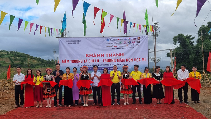 Lễ khánh thành Điểm trường Tả Chí Lừ thuộc Trường mầm non Họa My giai đoạn 1.