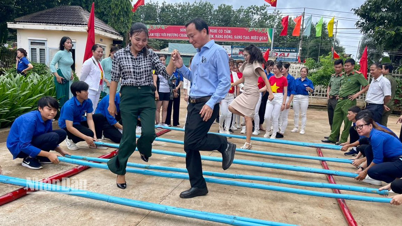 Phong trào toàn dân bảo vệ an ninh Tố quốc đã góp phần gắn kết mọi tầng lớp nhân dân trong bảo vệ an ninh trật tự.