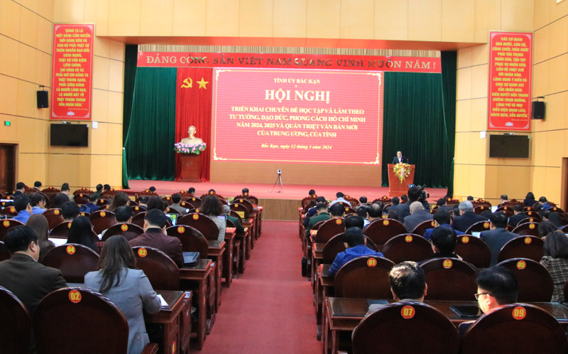 Điểm cầu chính tổ chức tại hội trường tỉnh Bắc Kạn. (Ảnh: NÔNG VUI)