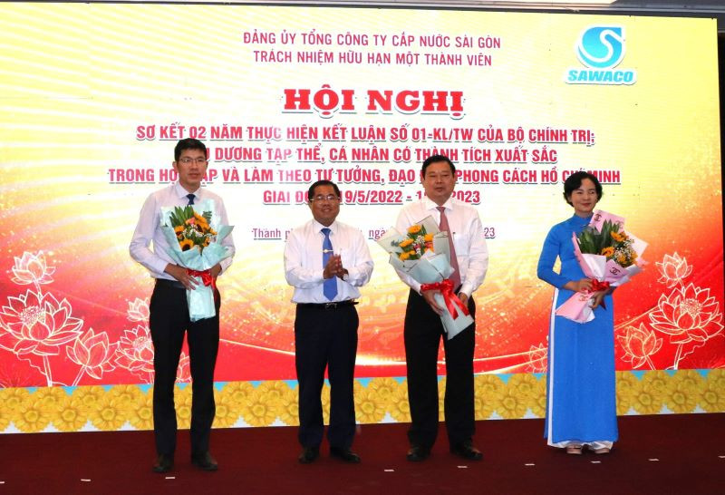 Cũng trong giai đoạn 2021-2023, Sawaco đã đề xuất cấp Thành phố khen thưởng cho 4 tập thể, 6 cá nhân; cấp Tổng Công ty khen thưởng cho 82 tập thể và 192 cá nhân tiêu biểu trong học tập và làm theo tư tưởng, đạo đức, phong cách Hồ Chí Minh.
